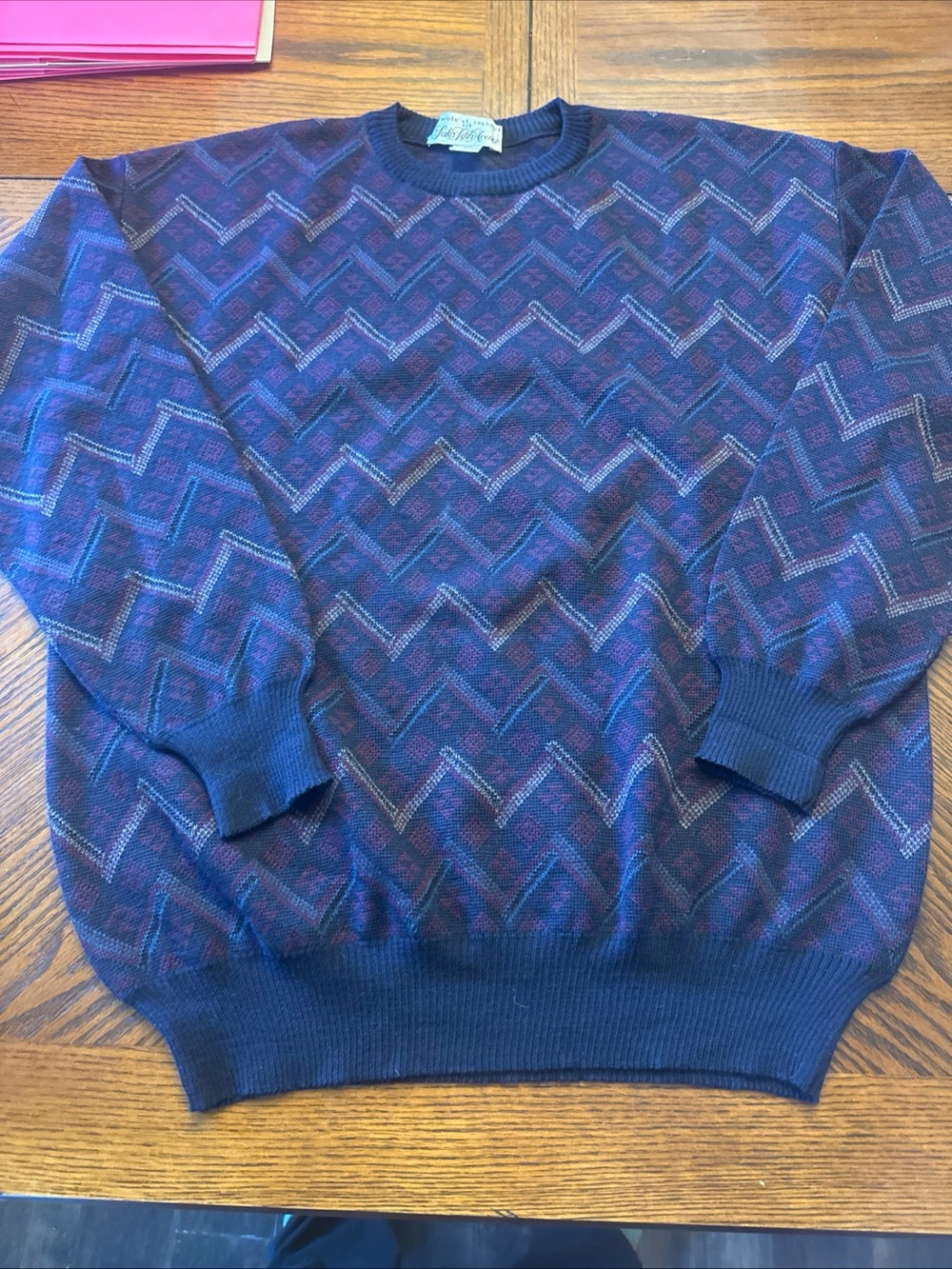 VTG Tricots St Raphael for Saks Fifth Avenue Virgin Wool Sweater Large Zig Zag